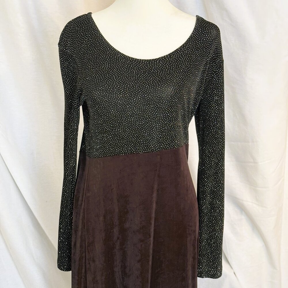 Dressing Clio beaded sparkling top portion dress in black, size Med. NWT.